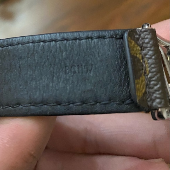 Louis Vuitton Hockenheim monogram Eclipse Bracelet - Picture 8 of 16